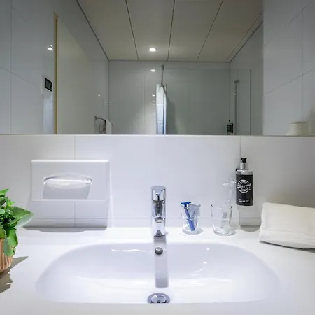 Lorentes Bern Airport Hotel 3*