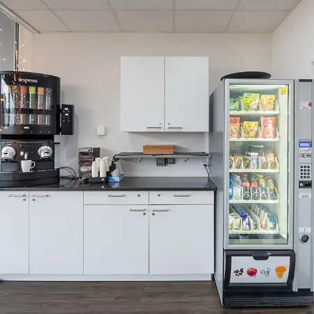 Lorentes Bern Airport Hotel 3*