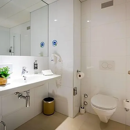 מלון Lorentes Bern Airport 3*