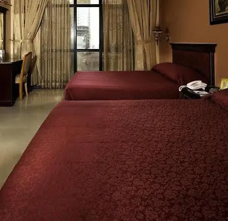Lorentes Bern Airport 3* בלפ