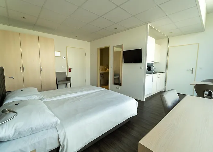 Hotel Lorentes Bern Airport 3*