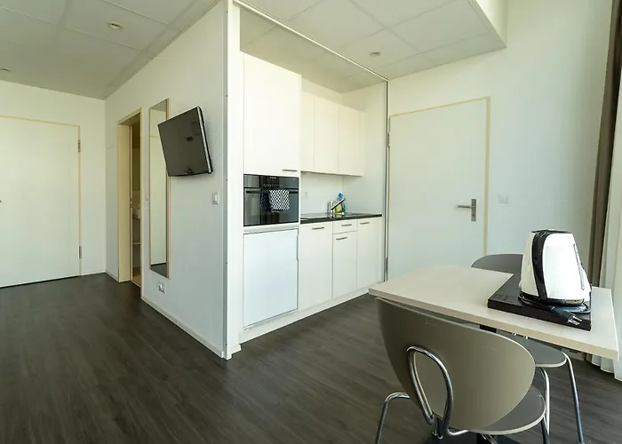 Отель Lorentes Bern Airport 3*