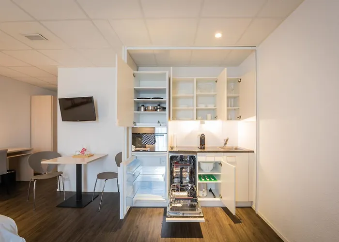 Lorentes Bern Airport Hotel 3*