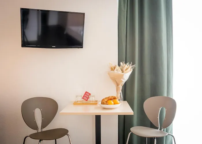 Отель Lorentes Bern Airport 3*