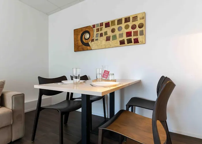 Lorentes Bern Airport 3*