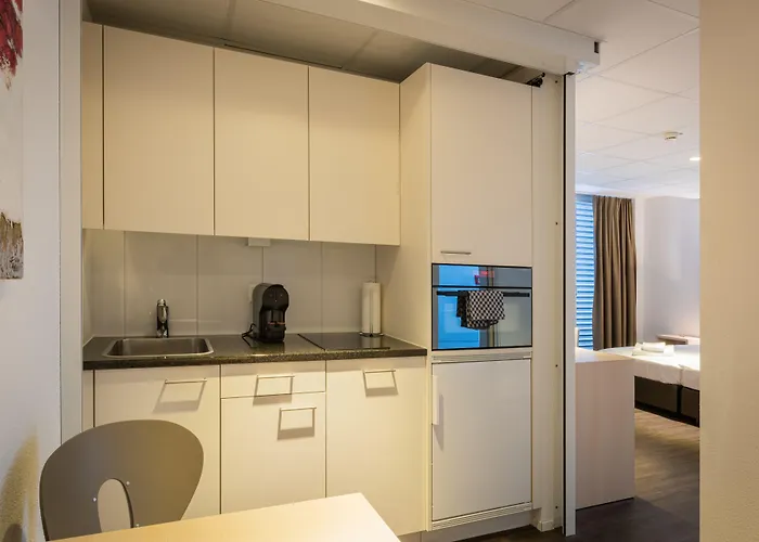 Lorentes Bern Airport Отель 3*