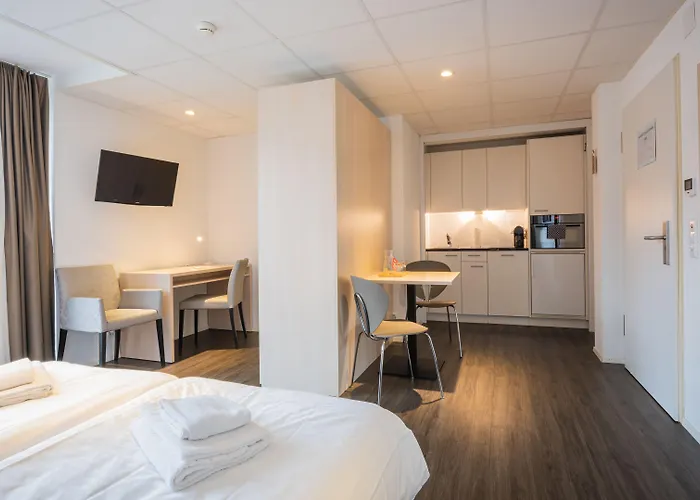 Отель Lorentes Bern Airport Бельп