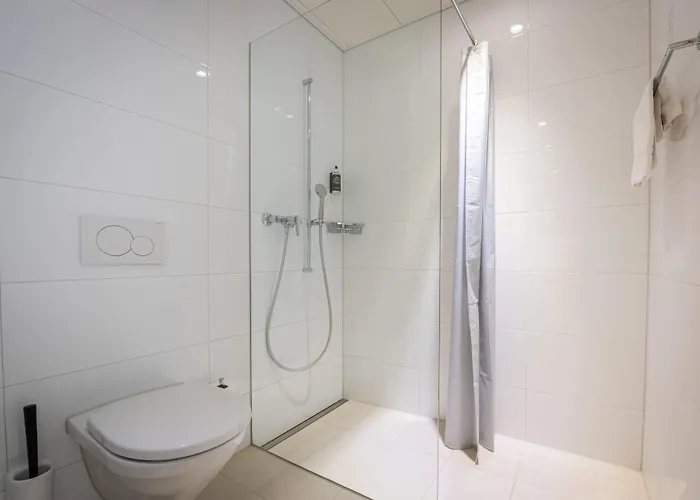 Lorentes Bern Airport 3* Бельп