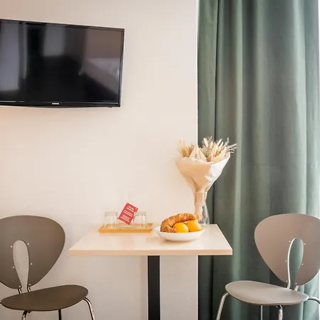 酒店 Lorentes Bern Airport 3*