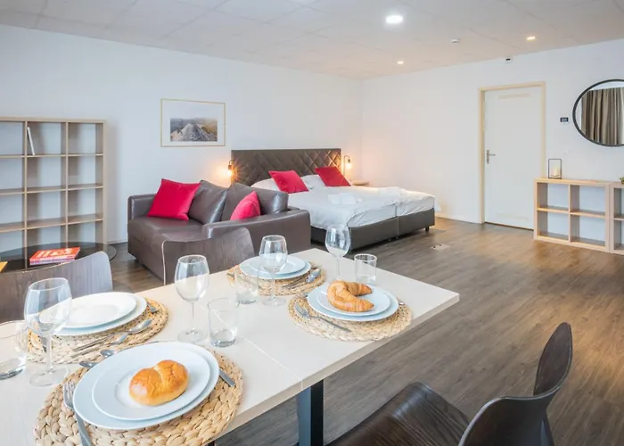 Lorentes Bern Airport 3*