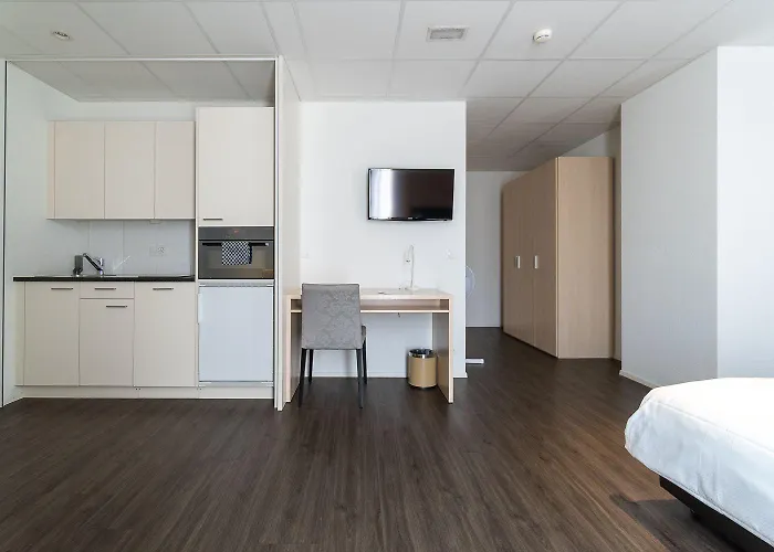 Lorentes Bern Airport 벨프